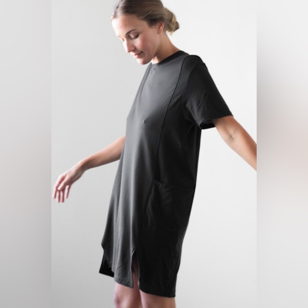 LUNYA Cool Paneled Short‎ Dress Sz S